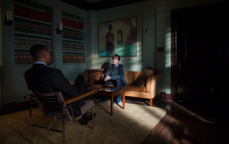 Illustration for article titled Bates Motel spends an hour exploring all the useful little lies we tell